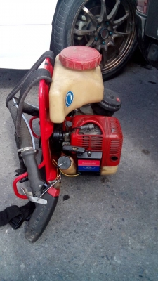 เครื่องพ่นยาเก่าญี่ปุ่น 4500 บาท คระับ 0835662999