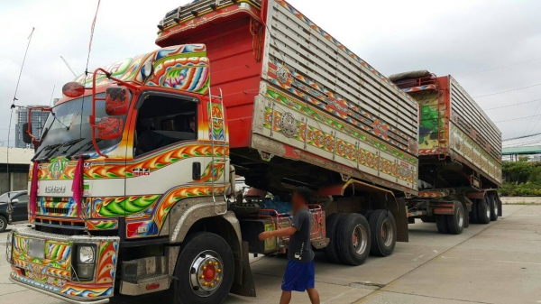 ขายดาวน์รถพ่วง 22 ล้อ แม่-ลูก กระบะเนียมคอกเกษตรดั้ม ISUZU 360 ปี.56 ปรายปี ขายดาวน์ 800000 สนใจรีบจองด่วน