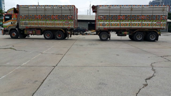 ขายดาวน์รถพ่วง 22 ล้อ แม่-ลูก กระบะเนียมคอกเกษตรดั้ม ISUZU 360 ปี.56 ปรายปี ขายดาวน์ 800000 สนใจรีบจองด่วน