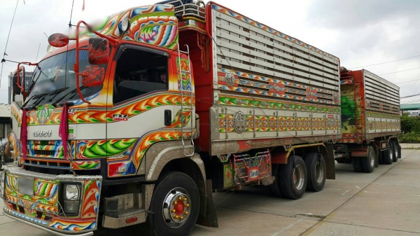 ขายดาวน์รถพ่วง 22 ล้อ แม่-ลูก กระบะเนียมคอกเกษตรดั้ม ISUZU 360 ปี.56 ปรายปี ขายดาวน์ 800000 สนใจรีบจองด่วน