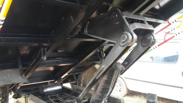 ขายด่วนหกล้อดั้มISUZU NPR115สั่งลุยปี40สภาพพร้อมใช้โทร0843923995 ขายด่วนหกล้อดั้มISUZU NPR115สั่งลุยปี40สภาพพร้อมใช้โทร0843923995