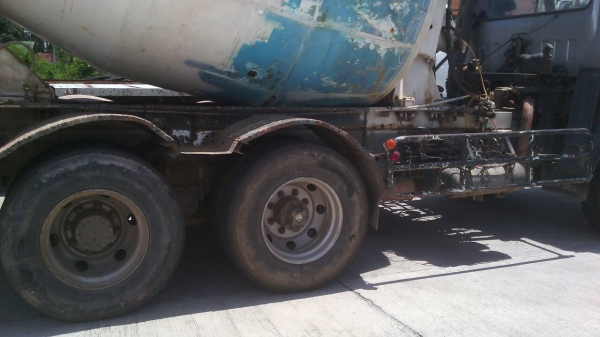 รายละเอียด...Nissan UD CWM431M เครื่อง PE6 / 250 แรง ปี 44 โม่โซ่ 6 คิว