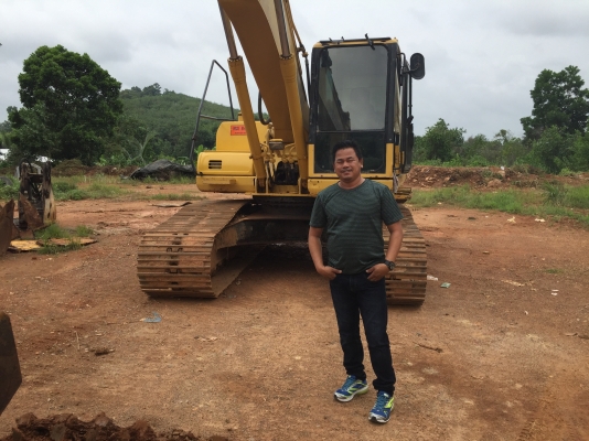 รถขุดPC200-7....จ่ายก่อน 1000000. ผ่อนต่อ 50700x15=760500.