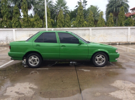 ขายรถ นิสสัน เซนทร้า B13 ปี93 เครื่อง 1.6 เกียร์ธรรมดา ติดแก๊สLPG กระจกไฟฟ้า ภายในเบาะหนังสวยไม่มีขาด แอร์เย็น ตัวถังสีเต็มเงามีริ้วรอยบ้างไม่มีผุ แม็กเดิมขอบ14" ท่อซิ่ง เครื่องแน่นๆ ช่วงล่างดี รถขับดี พร้อมใช้งานได้เลยครับ ภาษีปี59 ขายถูกครับ