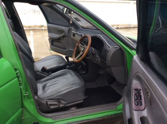 ขายรถ นิสสัน เซนทร้า B13 ปี93 เครื่อง 1.6 เกียร์ธรรมดา ติดแก๊สLPG กระจกไฟฟ้า ภายในเบาะหนังสวยไม่มีขาด แอร์เย็น ตัวถังสีเต็มเงามีริ้วรอยบ้างไม่มีผุ แม็กเดิมขอบ14" ท่อซิ่ง เครื่องแน่นๆ ช่วงล่างดี รถขับดี พร้อมใช้งานได้เลยครับ ภาษีปี59 ขายถูกครับ