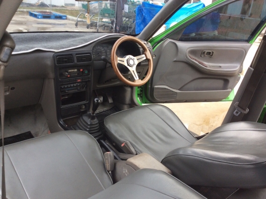 ขายรถ นิสสัน เซนทร้า B13 ปี93 เครื่อง 1.6 เกียร์ธรรมดา ติดแก๊สLPG กระจกไฟฟ้า ภายในเบาะหนังสวยไม่มีขาด แอร์เย็น ตัวถังสีเต็มเงามีริ้วรอยบ้างไม่มีผุ แม็กเดิมขอบ14" ท่อซิ่ง เครื่องแน่นๆ ช่วงล่างดี รถขับดี พร้อมใช้งานได้เลยครับ ภาษีปี59 ขายถูกครับ