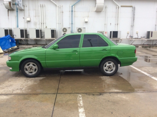 ขายรถ นิสสัน เซนทร้า B13 ปี93 เครื่อง 1.6 เกียร์ธรรมดา ติดแก๊สLPG กระจกไฟฟ้า ภายในเบาะหนังสวยไม่มีขาด แอร์เย็น ตัวถังสีเต็มเงามีริ้วรอยบ้างไม่มีผุ แม็กเดิมขอบ14" ท่อซิ่ง เครื่องแน่นๆ ช่วงล่างดี รถขับดี พร้อมใช้งานได้เลยครับ ภาษีปี59 ขายถูกครับ