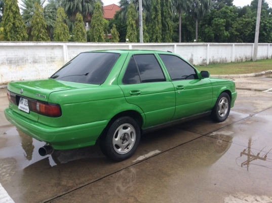 ขายรถ นิสสัน เซนทร้า B13 ปี93 เครื่อง 1.6 เกียร์ธรรมดา ติดแก๊สLPG กระจกไฟฟ้า ภายในเบาะหนังสวยไม่มีขาด แอร์เย็น ตัวถังสีเต็มเงามีริ้วรอยบ้างไม่มีผุ แม็กเดิมขอบ14" ท่อซิ่ง เครื่องแน่นๆ ช่วงล่างดี รถขับดี พร้อมใช้งานได้เลยครับ ภาษีปี59 ขายถูกครับ