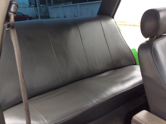 ขายรถ นิสสัน เซนทร้า B13 ปี93 เครื่อง 1.6 เกียร์ธรรมดา ติดแก๊สLPG กระจกไฟฟ้า ภายในเบาะหนังสวยไม่มีขาด แอร์เย็น ตัวถังสีเต็มเงามีริ้วรอยบ้างไม่มีผุ แม็กเดิมขอบ14" ท่อซิ่ง เครื่องแน่นๆ ช่วงล่างดี รถขับดี พร้อมใช้งานได้เลยครับ ภาษีปี59 ขายถูกครับ