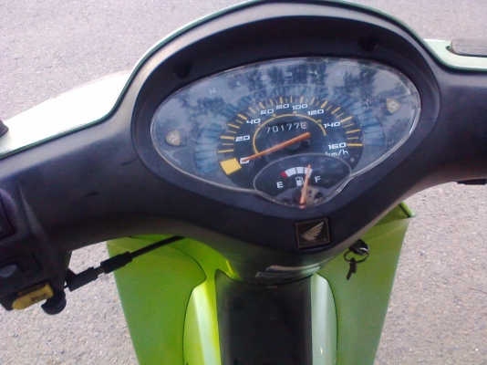 ขายเวฟ 125 มีทะเบียนพร้อมชุดโอน ภาษีไม่ขาดต่อ