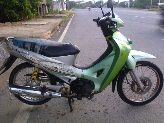 ขายเวฟ 125 มีทะเบียนพร้อมชุดโอน ภาษีไม่ขาดต่อ