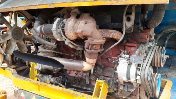 ขายรถเกี่ยวข้าว ทรัพย์เจริญ ISUZU270 เทอร์โบว์ ช่วงล่าง12 ปี๊มไดกินซ์22 สภาพพร้อมเกี่ยว เครื่องดี ช่วงล่างดี