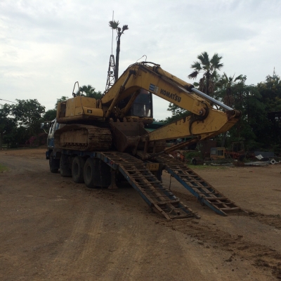 ขายรถแบคโฮ KOMATSU PC200-6 ซีเรียล C10095 ราคา 680000