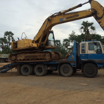 ขายรถแบคโฮ KOMATSU PC200-6 ซีเรียล C10095 ราคา 680000