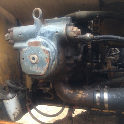 ขายรถแบคโฮ KOMATSU PC200-6 ซีเรียล C10095 ราคา 680000