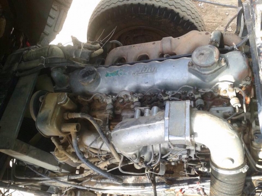 หกล้อฮีโน่ดั้มดินยาง9.00 เครืองE.H 700เกีรยH.oรถพร้อมใช้