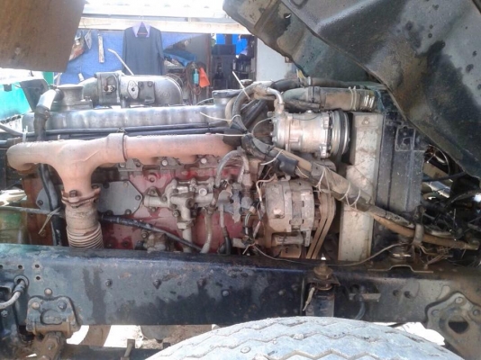 หกล้อฮีโน่ดั้มดินยาง9.00 เครืองE.H 700เกีรยH.oรถพร้อมใช้