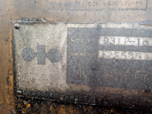 ขายรถแทรคเตอร์ KOMATSU D31P-16 ตีนเป็ด เอกสารอินวอย ราคา 300000