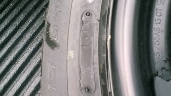 ล้อกะทะนิวยาริสพร้อมยาง18560R15ใหม่สดๆดอกคมๆ99\%ปี15