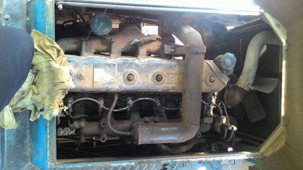 ขายรถมินิบัสพร้อมใช้ คัสซีเบนซ์ เครื่อง 6BB1 145 แรงม้า คัสซีสวย ทะเบียนพร้อมโอน