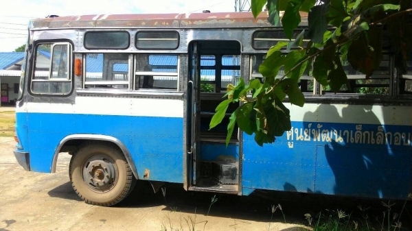 ขายรถมินิบัสพร้อมใช้ คัสซีเบนซ์ เครื่อง 6BB1 145 แรงม้า คัสซีสวย ทะเบียนพร้อมโอน