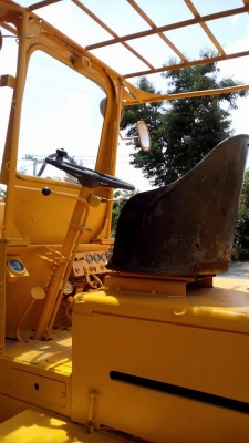 ขายรถตักTCM รถอยู่สุรินทร์