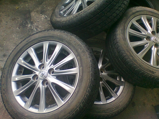 แม็กเดิมพร้อมยางติดรถ VIOS แม็กเดิมพร้อมยางติดรถ VIOS