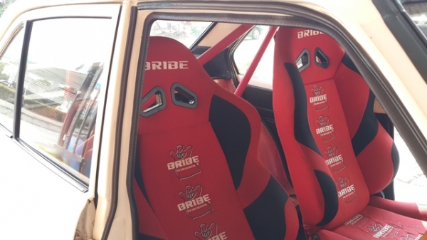 ขาย โตโยต้า KE20 สภาพหล่อแต่งมาแล้วทะเบียนพร้อมโอน(รับแลกเทริน)