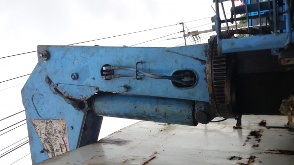 FVZ 2เพลาดั้ม 175 แรง วางเครน SUPER Z 3.5 ตัน FVZ 2เพลาดั้ม 175 แรง วางเครน SUPER Z 3.5 ตัน