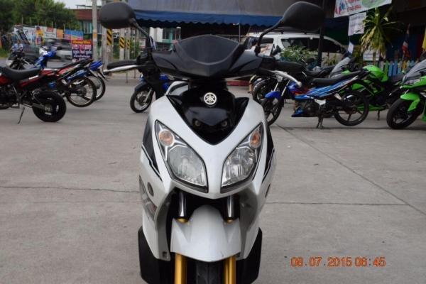 ขาย ยามาฮ่า นูโว Mx สีขาว-ดำ ปี 48 สภาพเครื่องดี เดิม ๆ