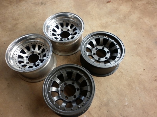 ต้องการขายล้อ 6 รู ขอบ15นิ้ว กว้าง7นิ้ว เเละ 8นิ้วครึ่ง ต้องการขายล้อ 6 รู ขอบ15นิ้ว กว้าง7นิ้ว เเละ 8นิ้วครึ่ง