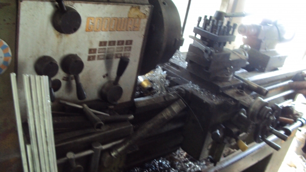 ขายเครื่องกลึงกู๊ดเวย์และเครื่องเจาะมิลลิ่งและเลื่อยไฟฟ้า ขายเครื่องกลึงกู๊ดเวย์และเครื่องเจาะมิลลิ่งและเลื่อยไฟฟ้า