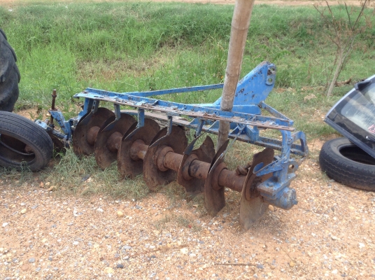 ขายผาน7ใบ24รถไถฟอดร์ตามสภาพ