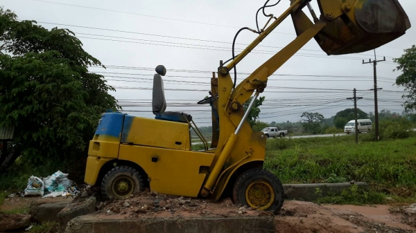 ขายตัก รถใช้งานได้