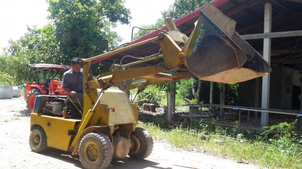 ขายตัก รถใช้งานได้