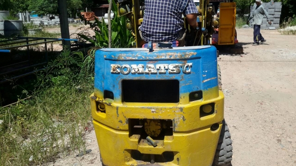 ขายตัก รถใช้งานได้