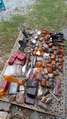 ขายเหมาะอะไหล่ยกกองนี้แค่ 1500 บาท ขายเหมาะอะไหล่ยกกองนี้แค่ 1500 บาท