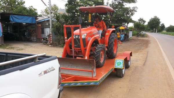 เทนเลอร์พร้อมใช้ต่อใหม่ยางสวยกะทะใหม่ดุมใหญ่ส่งฟรี_ราคาต่อรองได้ครับ