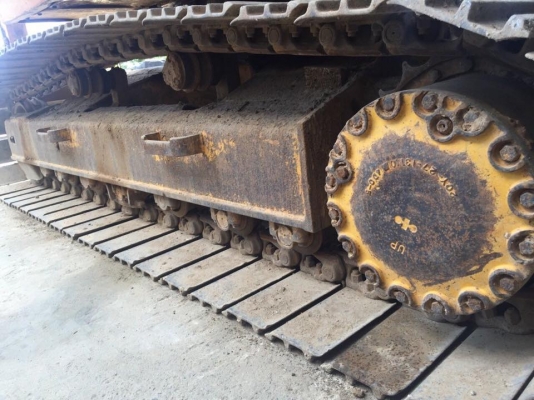 ขายรถแมคโค KOMATSU PC200-5 ไฟฟ้าเต็ม ทำงานดี สภาพสวย ขายรถแมคโค KOMATSU PC200-5 ไฟฟ้าเต็ม ทำงานดี สภาพสวย