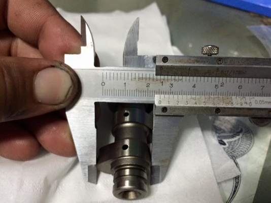 แคมสร้างมีโอ ฟีโน่ นูโว 115 ร้านชาติ นครชัยศรี สำหรับใส่ลูกเชียถึงลูกโซนิค ยก 6 มิล(19.5/25.5) ใหม่กริบตามรูป ซื้อมาลองใส่รถลูกเดิมวาวล์เดิม แต่ใส่ไม่ได้วาวล์ชนลูกขี้เกียจรื้อหลบวาวล์เรื่องยาวก็เลยขาย ใส่ลองสตาร์แล้วถอดออกเลย (ร้านบอกแล้วว่าต้องหลบวาวล์แต