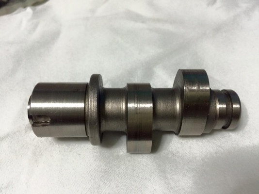 แคมสร้างมีโอ ฟีโน่ นูโว 115 ร้านชาติ นครชัยศรี สำหรับใส่ลูกเชียถึงลูกโซนิค ยก 6 มิล(19.5/25.5) ใหม่กริบตามรูป ซื้อมาลองใส่รถลูกเดิมวาวล์เดิม แต่ใส่ไม่ได้วาวล์ชนลูกขี้เกียจรื้อหลบวาวล์เรื่องยาวก็เลยขาย ใส่ลองสตาร์แล้วถอดออกเลย (ร้านบอกแล้วว่าต้องหลบวาวล์แต