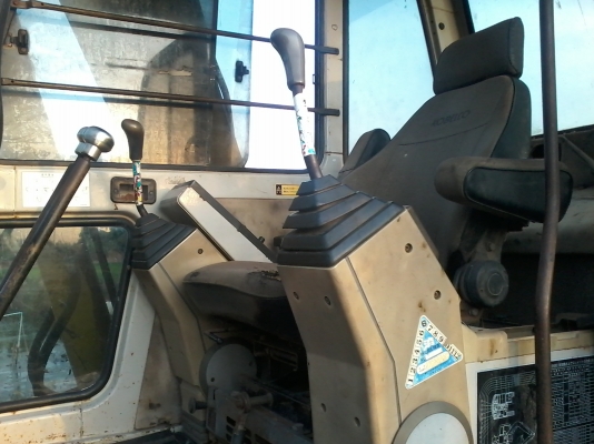 Kobelco SK60 Mark 3 เอวแน่นช่วงล่างเต็มเครื่องเดิมปั๊มแรงมีเอกสาร ใบแจ้งจำหน่าย