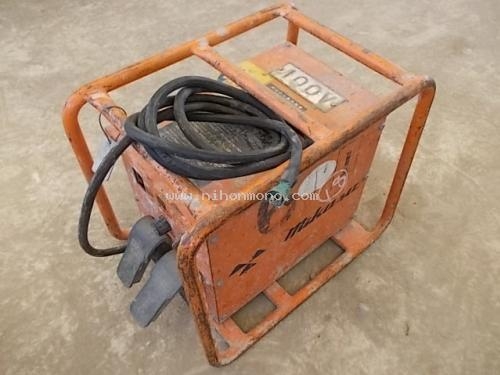 เครื่องจี้ปูน   MIKASA   FU-1500   รหัสสินค้า : 80802568  Line ID: nihonmono หรือเพิ่มเติมไดที่ www.nihonmono.com