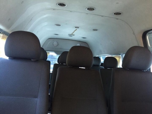 TOYOTA COMMUTER2.5 ปี 07. สีเทา เกียMTโทร0877758887 นาง