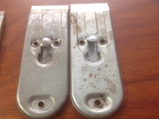 ขายคัตเตอร์ Vintage Read Devil &amp; USA ตัวละ 170 รวมจัดส่ง