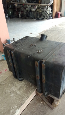 ดีเคเซียงกง ถังน้ำมัน300ลิตร เก่าเเท้ญี่ปุ่นพร้มฝากุญเเจ ดีเคเซียงกง ถังน้ำมัน300ลิตร เก่าเเท้ญี่ปุ่นพร้มฝากุญเเจ