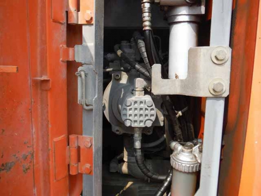 รถขุด Hitachi ZX135US #69546 สต็อกเรา สนใจโทร. 080-6565422 (หนิง)