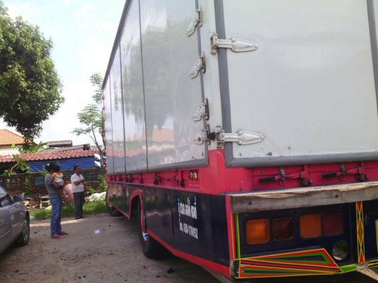 หกล้อใหญ่ อีซูซุ TFR240แรง ห้างแท้ ปี55 บรรทุกตู้แห้ง สภาพสวยเดิมทั้งคัน เอกสารทะเบียนพร้อมโอน