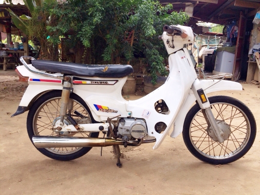 ขาย ดรีมคุรุสภามีทะเบียน สภาพพร้อมออกทริป ถูกๆ 9700 ด่วนๆ (ลดได้) ขาย ดรีมคุรุสภามีทะเบียน สภาพพร้อมออกทริป ถูกๆ 9700 ด่วนๆ (ลดได้)