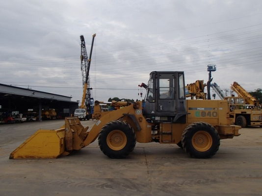 ขายรถตัก TCM E840